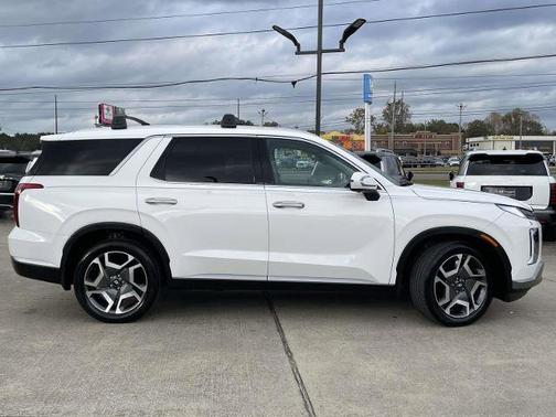2025 Hyundai PALISADE SEL Premium
