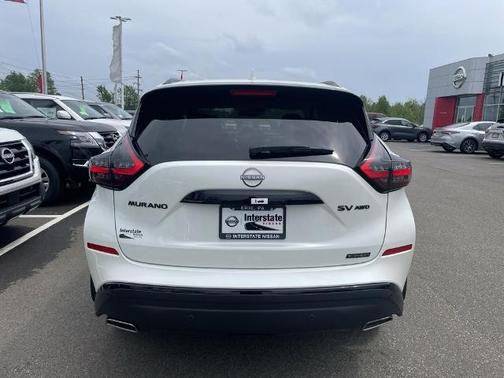 2024 Nissan Murano SV