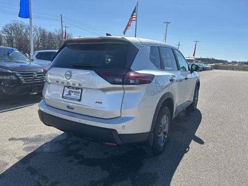 2025 Nissan Rogue S