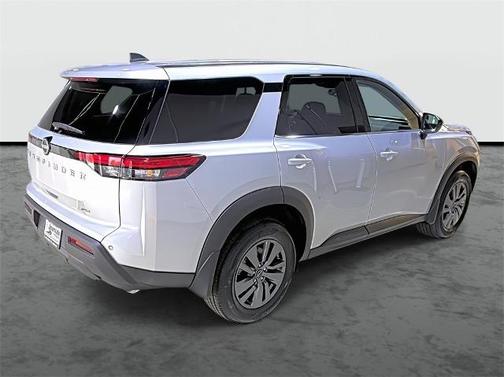 2025 Nissan Pathfinder S