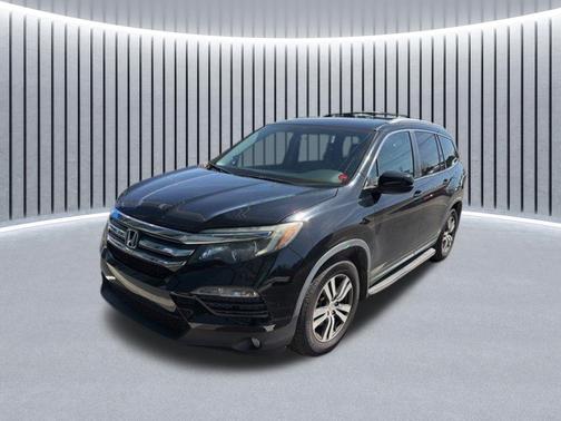 Crystal Black Pearl 2017 Honda Pilot