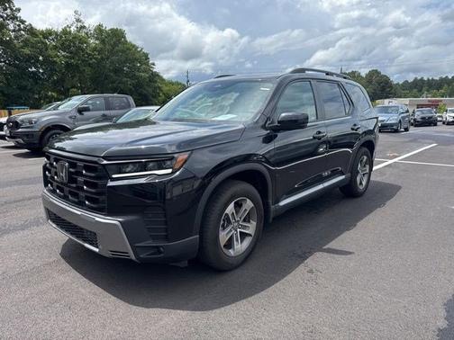 Crystal Black Pearl 2026 Honda Pilot