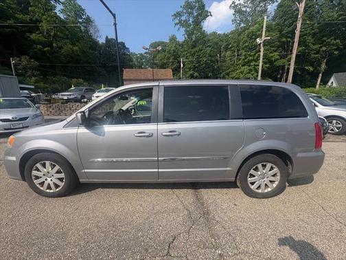 2014 Chrysler Town & Country Touring