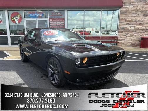 2022 Dodge Challenger SXT