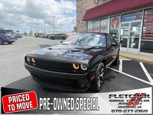 2022 Dodge Challenger SXT