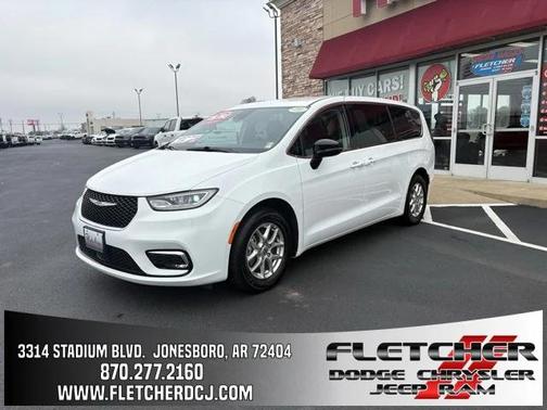 2024 Chrysler Pacifica Touring L