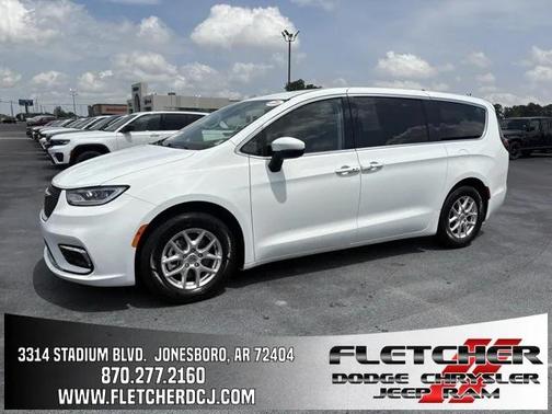 2023 Chrysler Pacifica Touring L