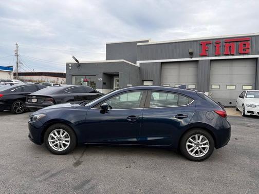2015 Mazda Mazda3 i Touring