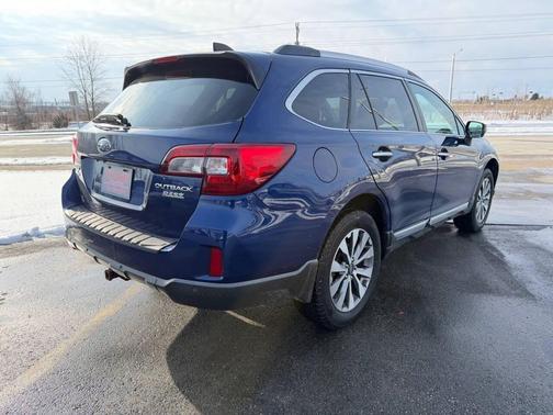 2017 Subaru Outback 2.5i Touring