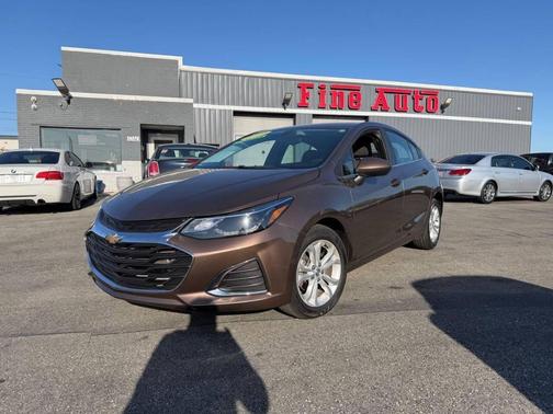 Oakwood Metallc 2019 Chevrolet Cruze LT