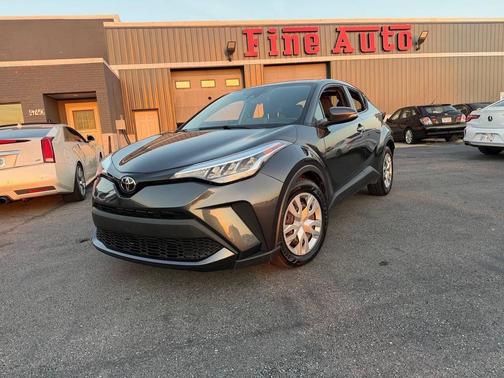 2021 Toyota C-HR LE 4dr Crossover