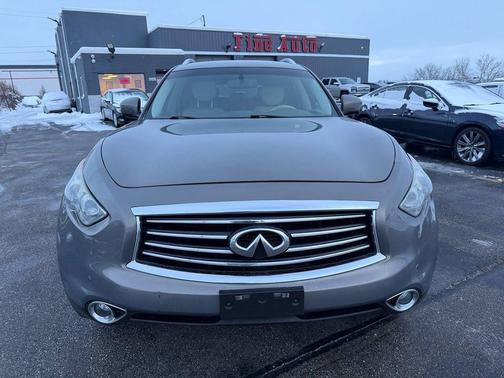 2015 INFINITI QX70 Base
