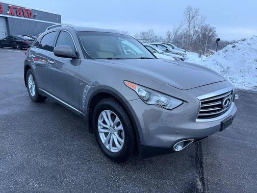 2015 INFINITI QX70 Base