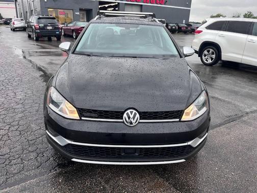 2017 Volkswagen Golf Alltrack TSI SE