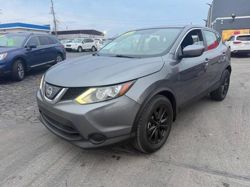 2018 Nissan Rogue Sport SV