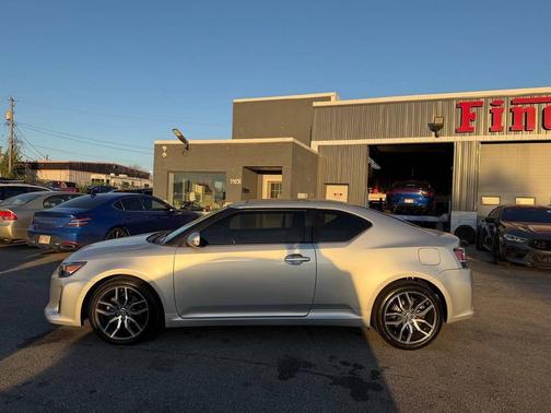 Classic Silver Metallic 2014 Scion tC Base