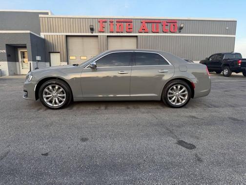 Ceramic Grey Clearcoat 2018 Chrysler 300 Limited