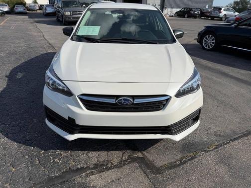2022 Subaru Impreza Base