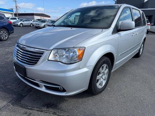 2011 Chrysler Town & Country Touring