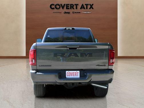 Crystal Metallic 2026 RAM 2500 Laramie