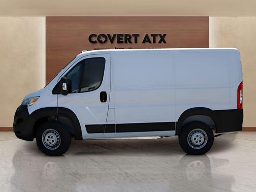 Bright White Clearcoat 2026 RAM ProMaster 1500 Low Roof