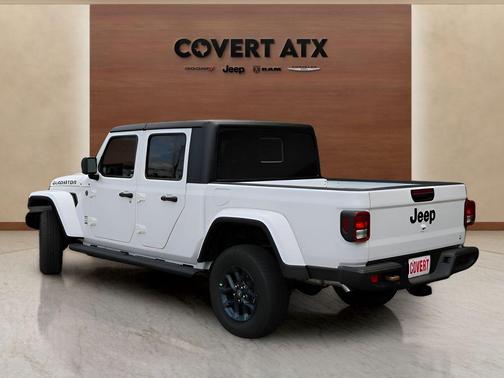 Bright White Clearcoat 2026 Jeep Gladiator 85th Anniversary Edition