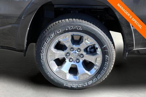 Crystal Metallic 2025 RAM 1500 Big Horn/Lone Star