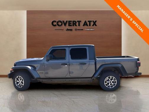 Granite Crystal Clearcoat Metallic 2025 Jeep Gladiator Sport