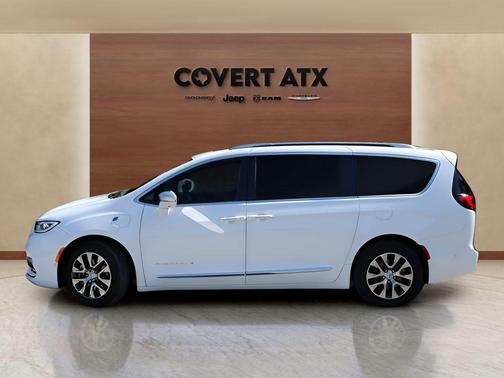 Bright White Clearcoat 2024 Chrysler Pacifica Hybrid Pinnacle