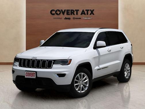 Bright White Clearcoat 2022 Jeep Grand Cherokee WK Laredo