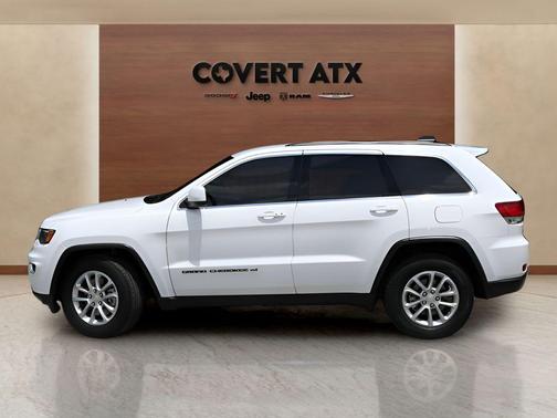 Bright White Clearcoat 2022 Jeep Grand Cherokee WK Laredo