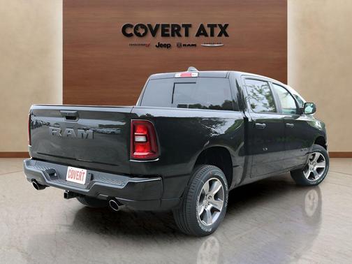 Diamond Black 2026 RAM 1500 Express