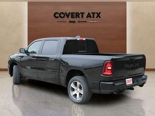 Diamond Black 2026 RAM 1500 Express