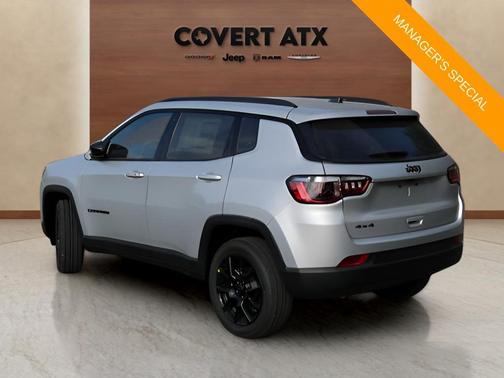 Silver Zynith 2026 Jeep Compass Latitude
