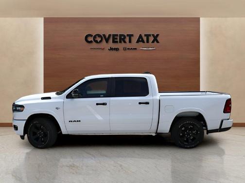 Bright White Clearcoat 2026 RAM 1500 Big Horn/Lone Star