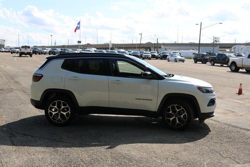 Bright White Clearcoat 2025 Jeep Compass Limited