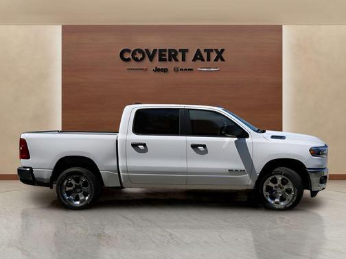 Bright White Clearcoat 2026 RAM 1500 Big Horn/Lone Star