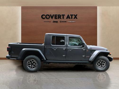 Granite Crystal Clearcoat Metallic 2026 Jeep Gladiator Shadow Ops