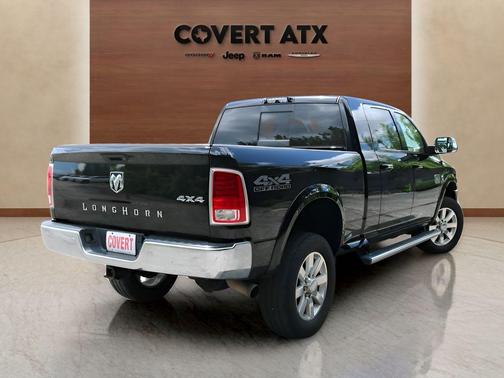 Brilliant Black Crystal Pearlcoat 2018 RAM 2500 Longhorn