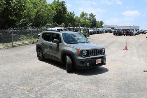 Sting Gray Clearcoat 2021 Jeep Renegade Latitude