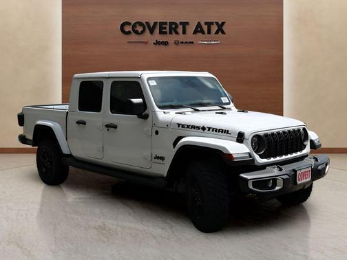 Bright White Clearcoat 2026 Jeep Gladiator Texas Trail
