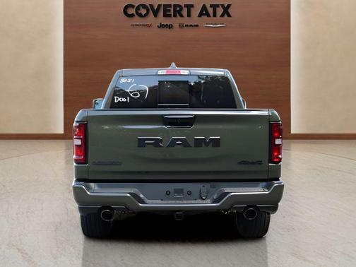 TANK 2026 RAM 1500 Laramie