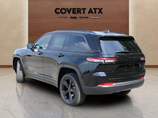 Black 2027 Jeep Grand Cherokee Limited