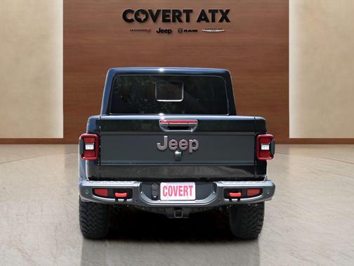 Black Clearcoat 2026 Jeep Gladiator Rubicon