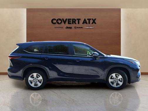Blueprint 2025 Toyota Highlander LE