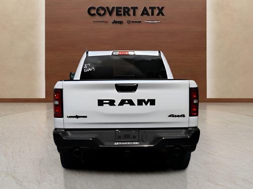 White 2027 RAM 1500 Big Horn/Lone Star