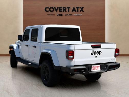 Bright White Clearcoat 2026 Jeep Gladiator Texas Trail