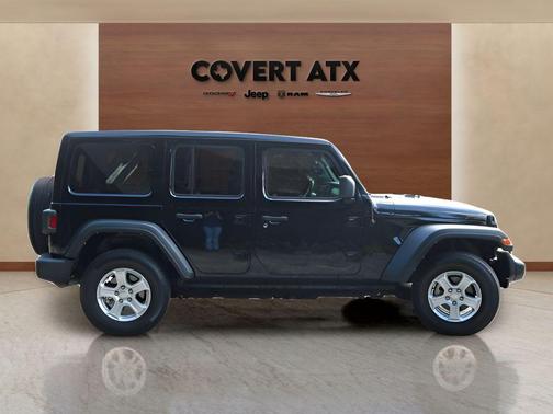Black Clearcoat 2021 Jeep Wrangler Unlimited Sport