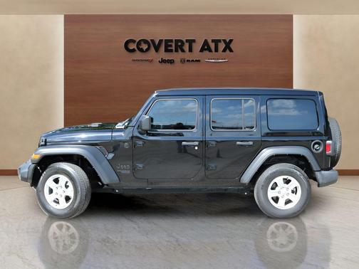 Black Clearcoat 2021 Jeep Wrangler Unlimited Sport