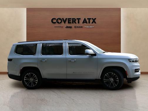 Silver Zynith 2022 Jeep Grand Wagoneer Series I